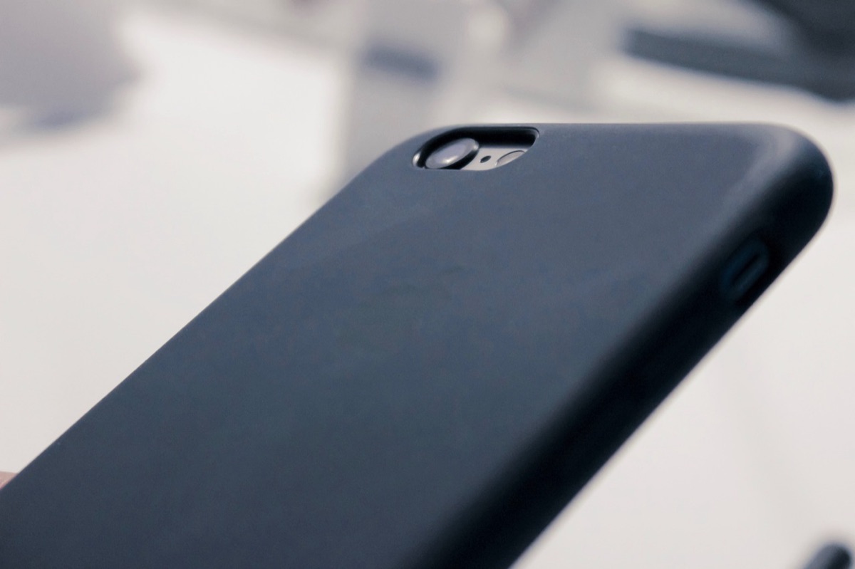 Dettaglio dell'obiettivo della fotocamera dello smartphone
